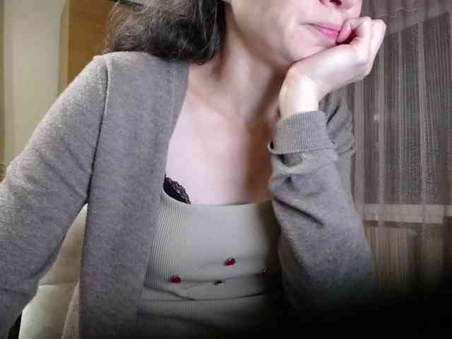 Millie webcam