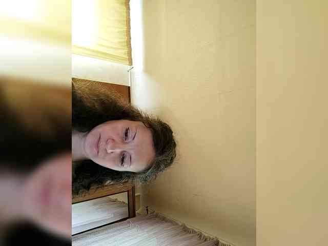 Viviennn webcam