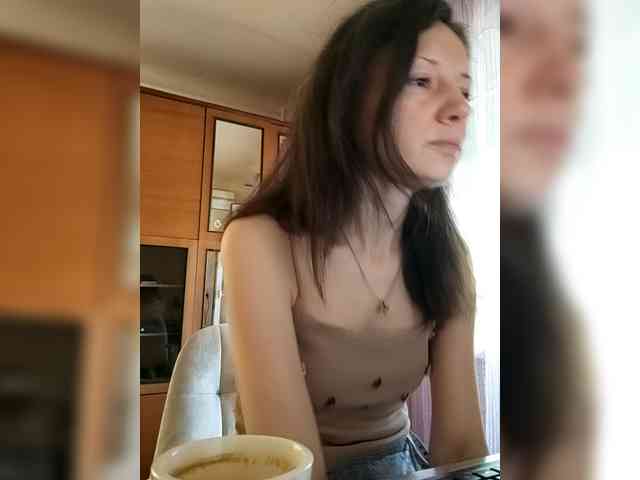Viviennn webcam