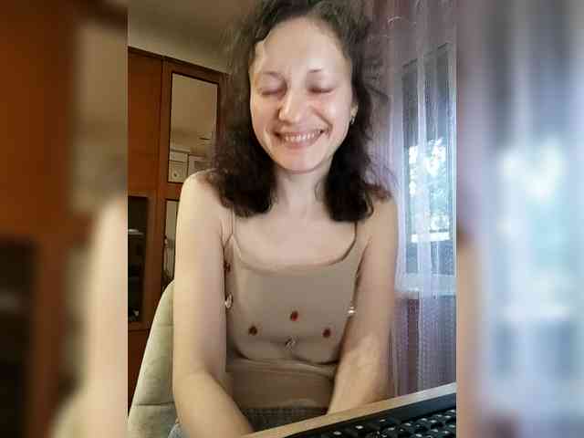 Viviennn webcam