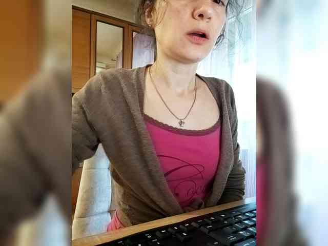 Viviennn webcam