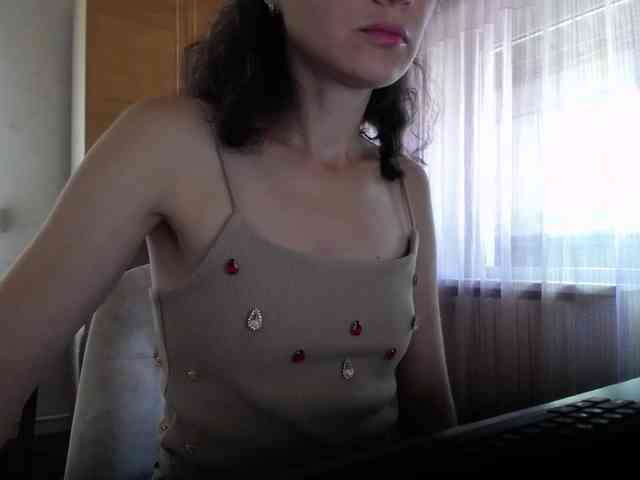 Millie webcam