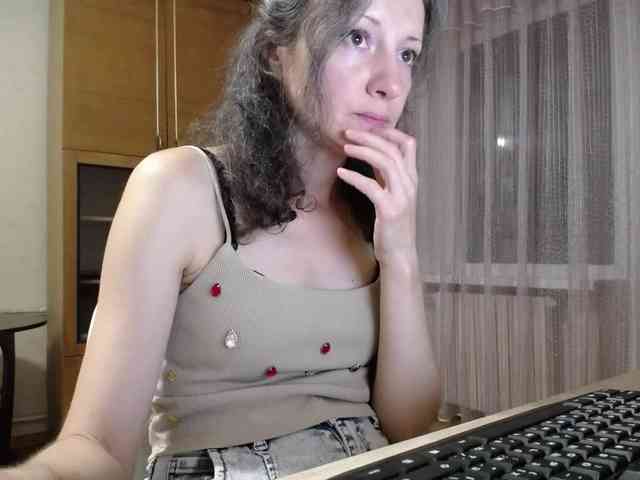 Millie webcam