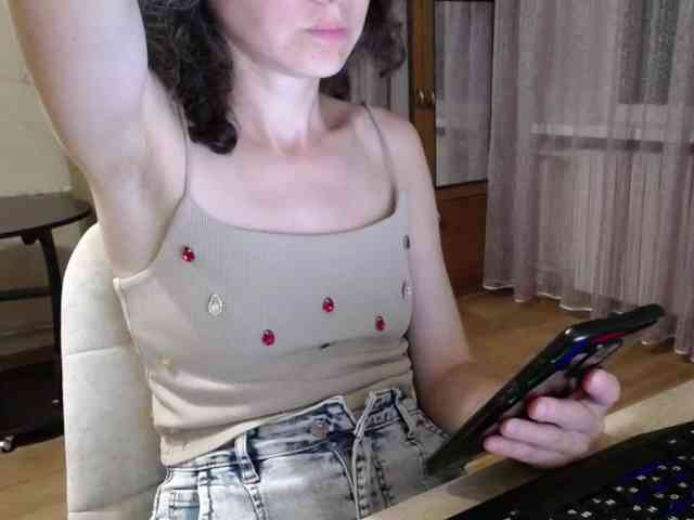 Millie webcam