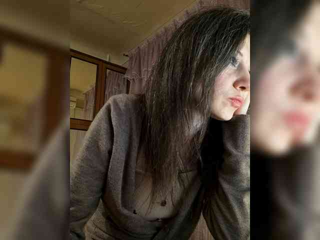 Viviennn webcam
