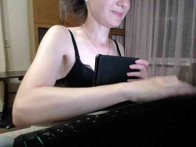 Millie webcam
