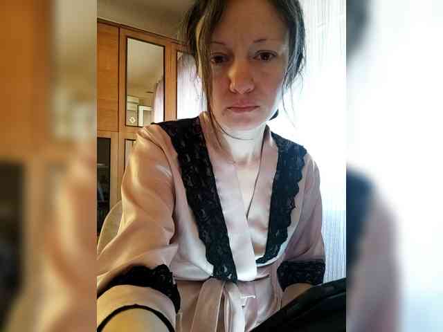 Viviennn webcam