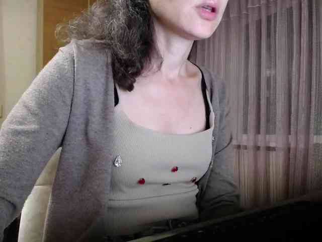 Millie webcam