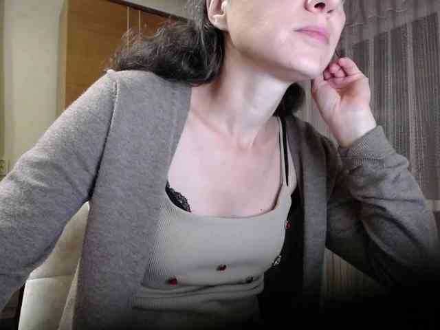 Millie webcam