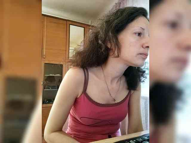 Viviennn webcam