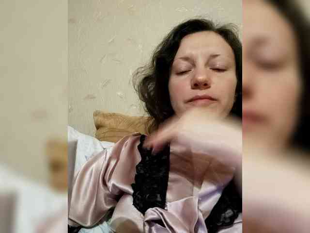 Viviennn webcam