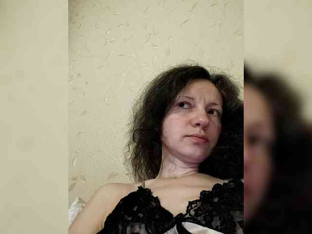 Viviennn webcam