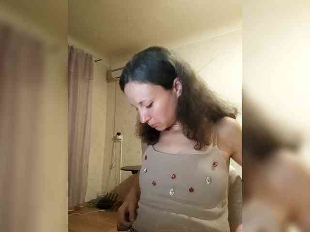 Millie webcam