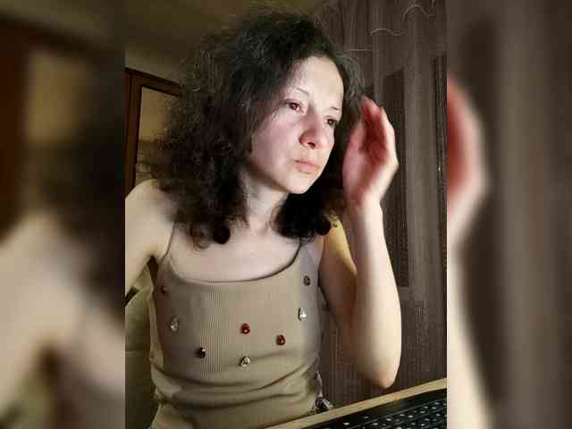 Viviennn webcam