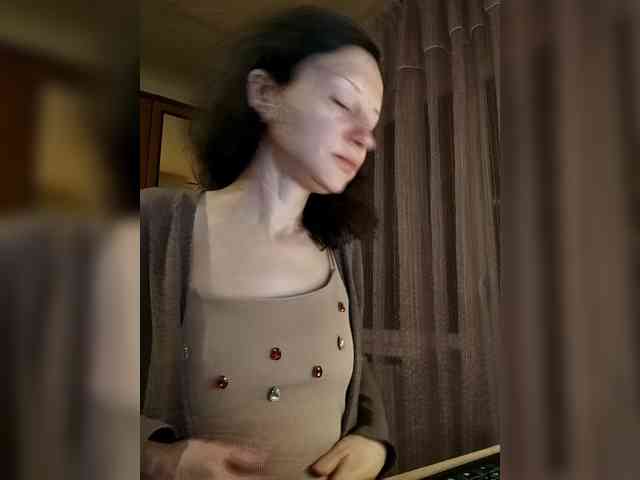Viviennn webcam