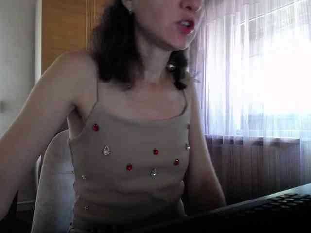 Millie webcam