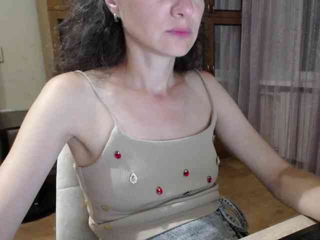 Millie webcam