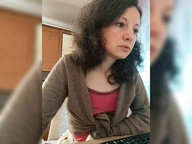Viviennn webcam