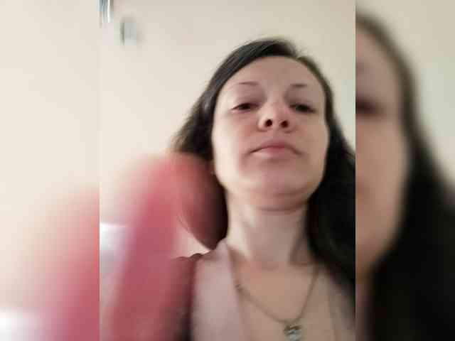 Viviennn webcam