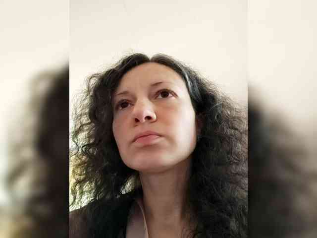Viviennn webcam