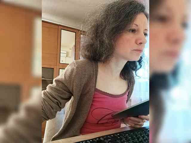 Viviennn webcam