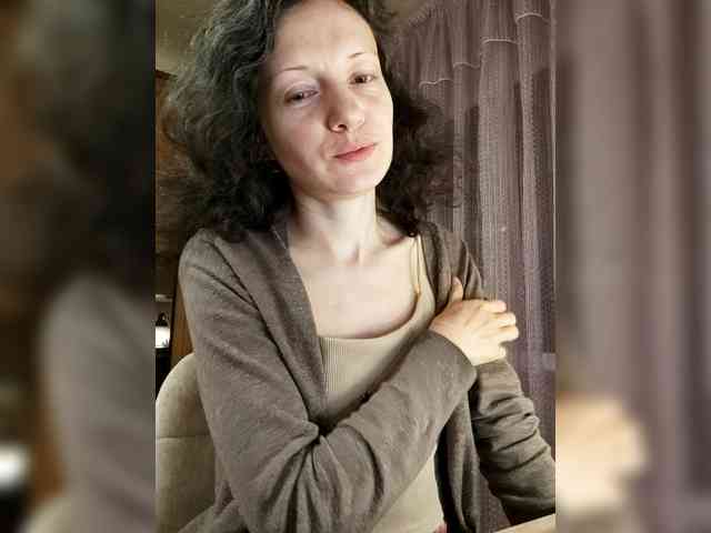 Viviennn webcam