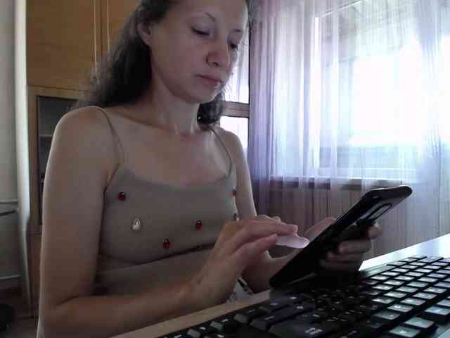 Millie webcam