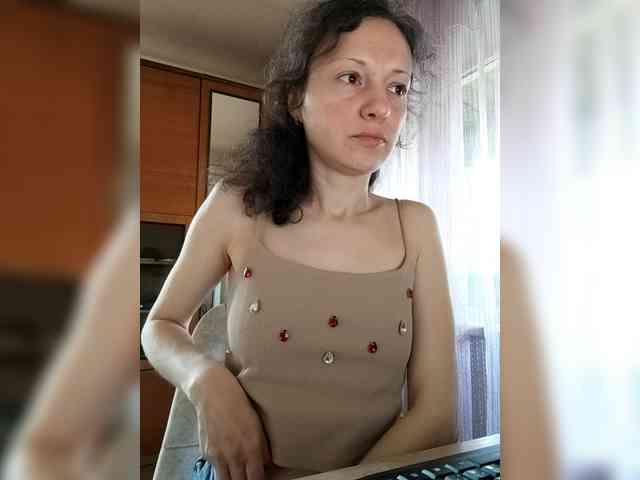 Viviennn webcam