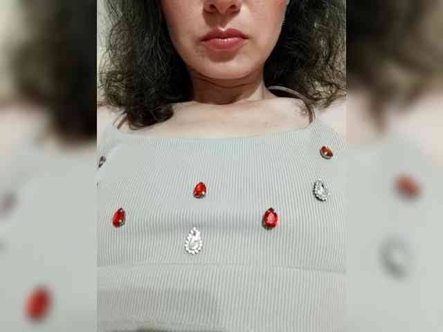 Millie webcam