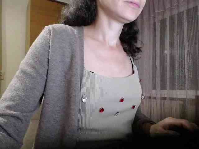 Millie webcam
