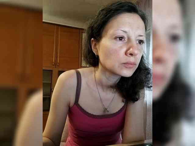 Viviennn webcam