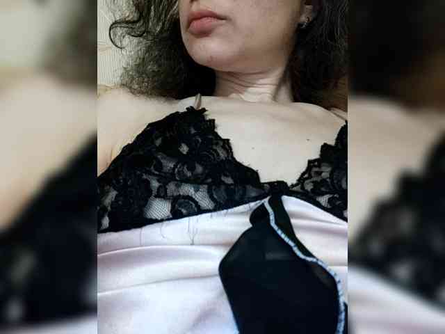 Viviennn webcam