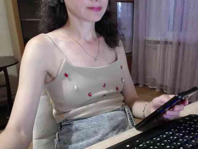 Millie webcam