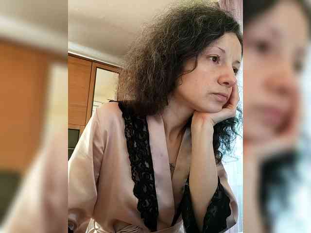 Viviennn webcam