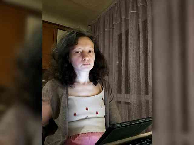 Viviennn webcam