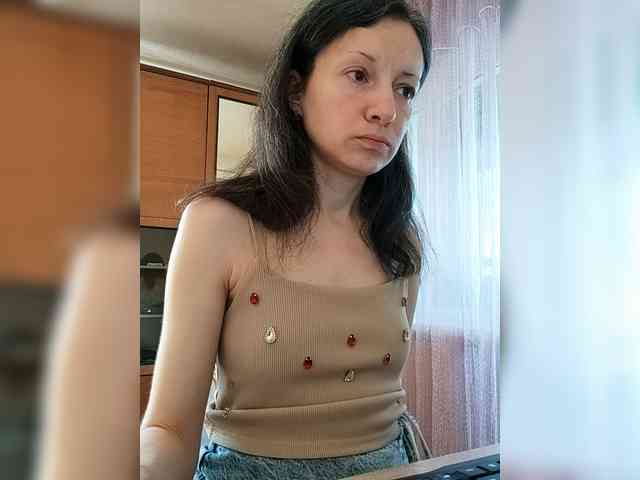 Viviennn webcam