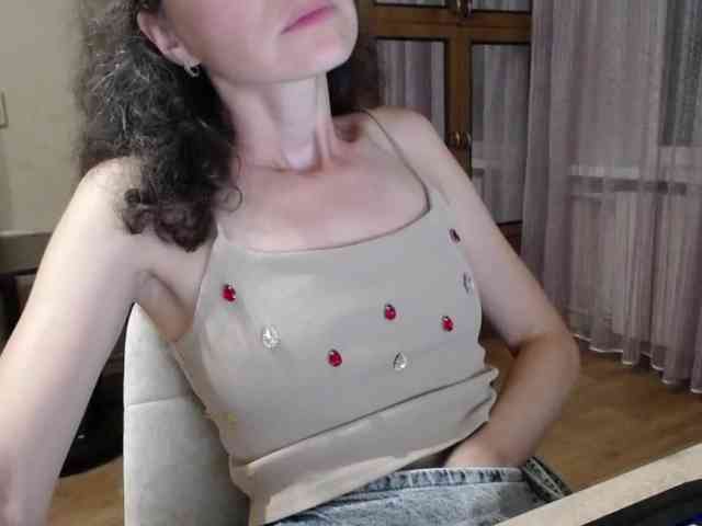 Millie webcam