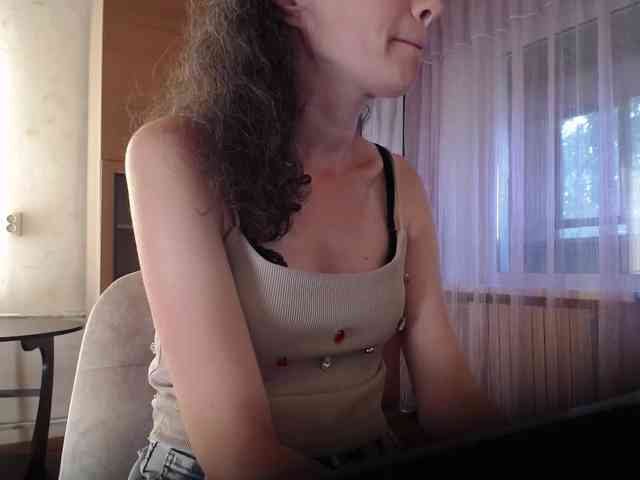 Millie webcam