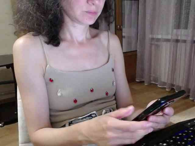 Millie webcam