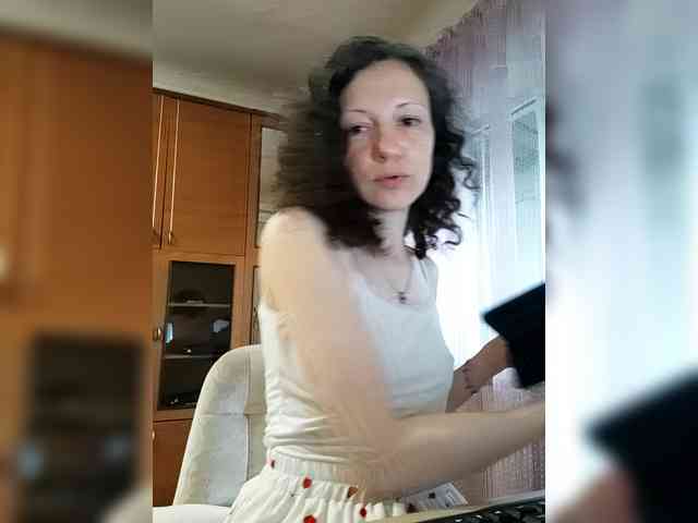 Viviennn webcam
