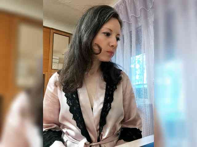 Viviennn webcam