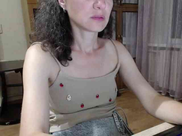 Millie webcam