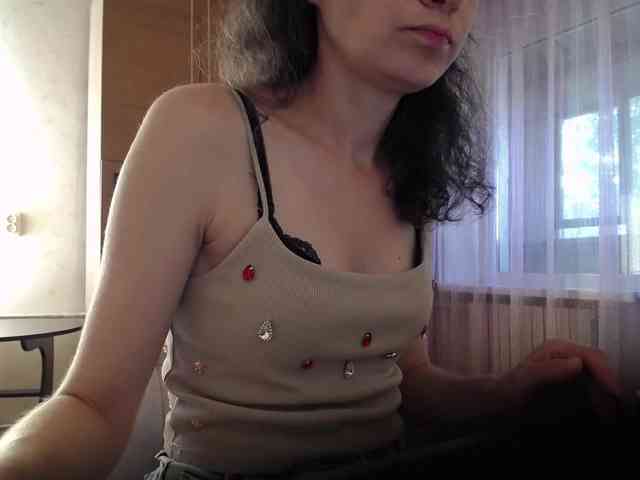 Millie webcam