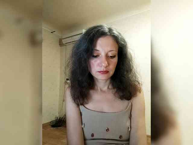 Millie webcam