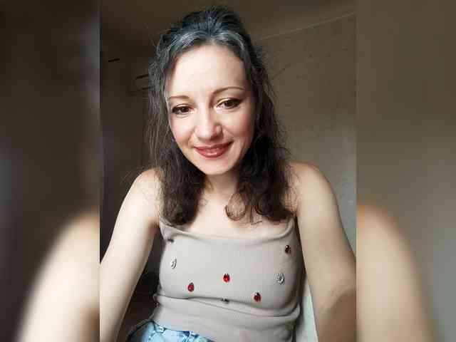Millie webcam