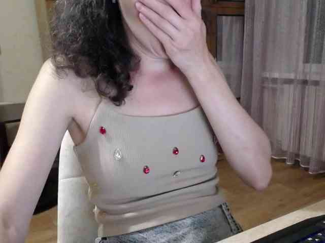 Millie webcam