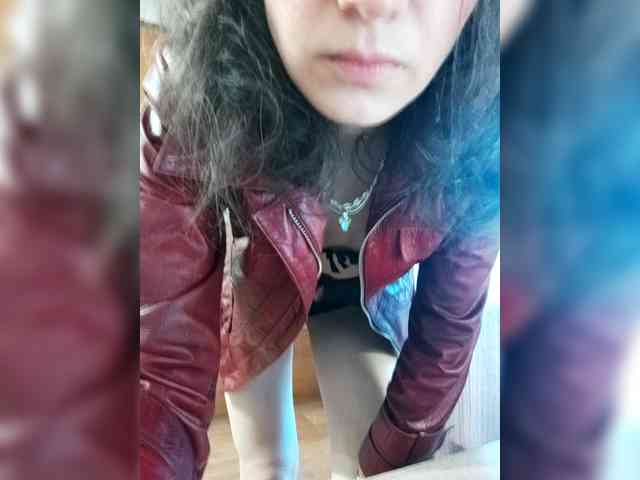 Модель: Viviennn