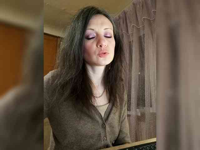 Модель: Viviennn