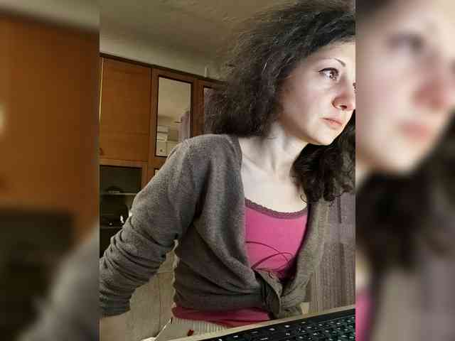 Viviennn webcam