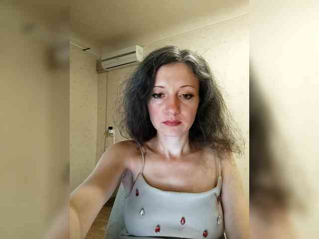 Millie webcam